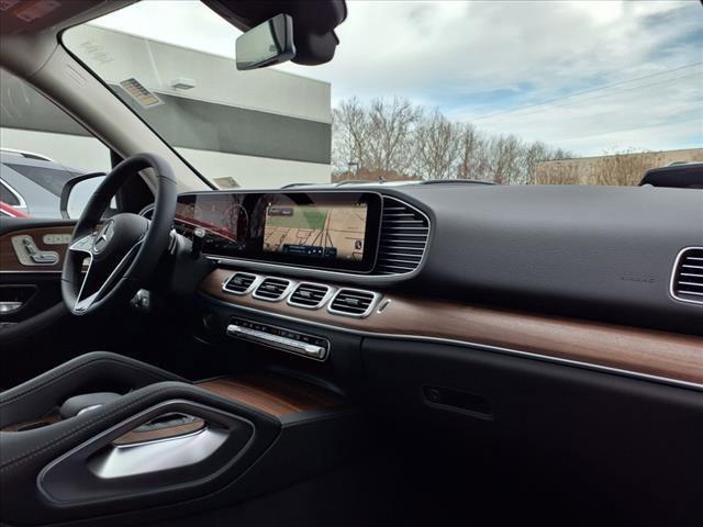 new 2025 Mercedes-Benz GLE 350 car, priced at $70,565