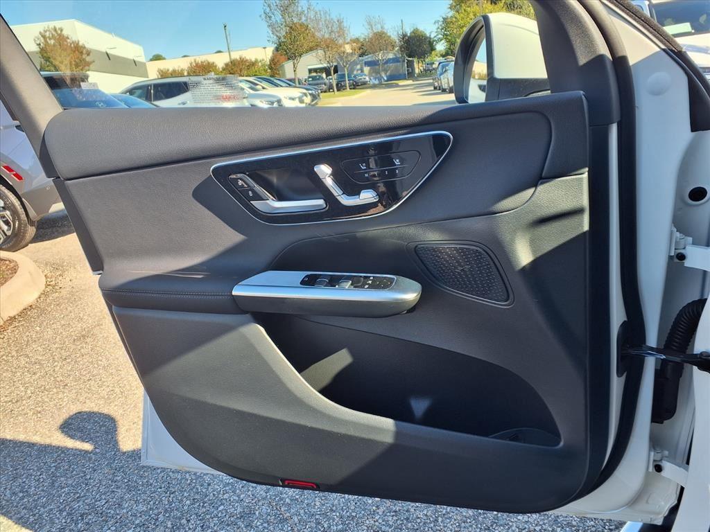 new 2026 Mercedes-Benz GLC 300 car, priced at $59,710