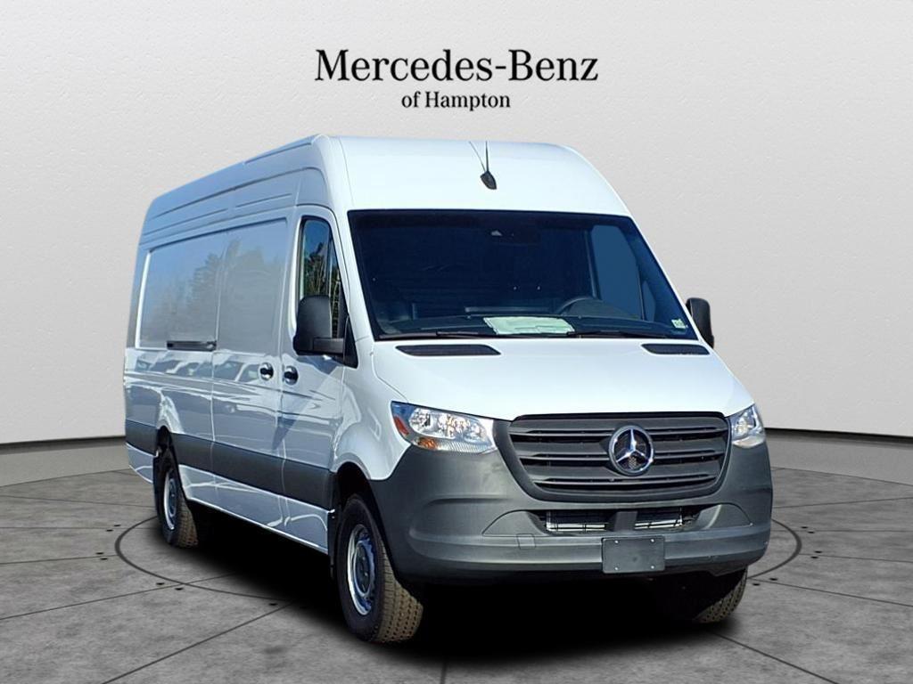 new 2024 Mercedes-Benz Sprinter 2500 car, priced at $76,684