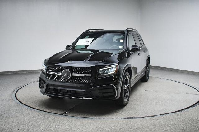 new 2024 Mercedes-Benz GLB 250 car, priced at $51,988