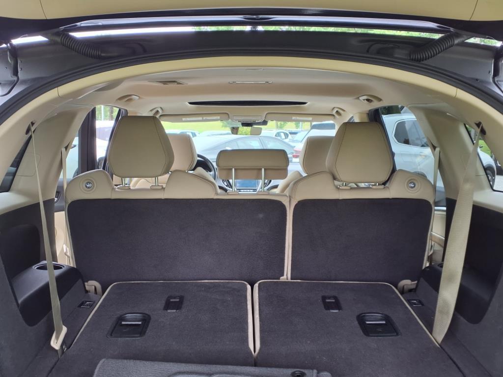 used 2020 Acura MDX car, priced at $19,887