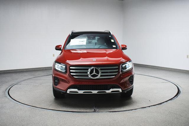 new 2024 Mercedes-Benz GLB 250 car, priced at $51,467