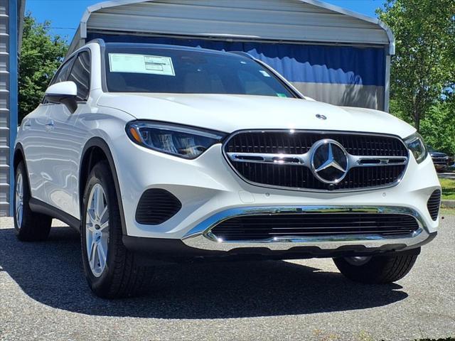 new 2025 Mercedes-Benz GLC 300 car, priced at $54,185