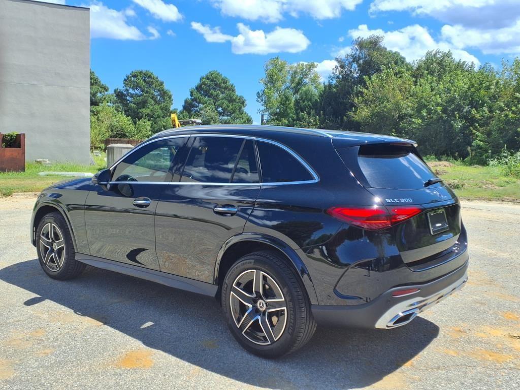 new 2026 Mercedes-Benz GLC 300 car, priced at $58,450