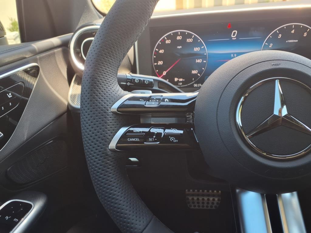 new 2026 Mercedes-Benz GLC 300 car, priced at $58,450