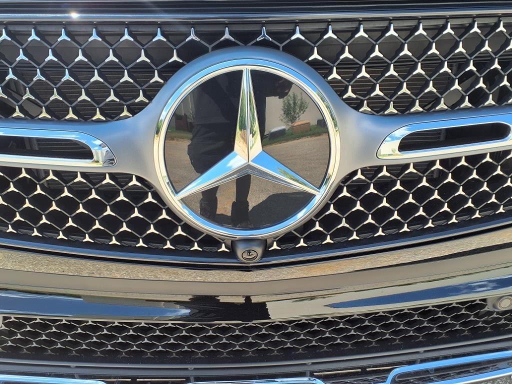 new 2026 Mercedes-Benz GLC 300 car, priced at $58,450