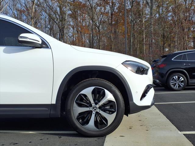 new 2025 Mercedes-Benz GLA 250 car, priced at $51,665