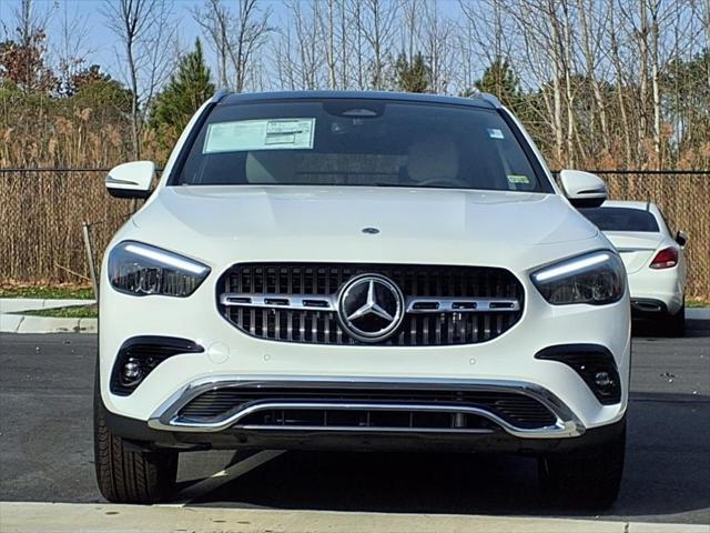 new 2025 Mercedes-Benz GLA 250 car, priced at $51,665