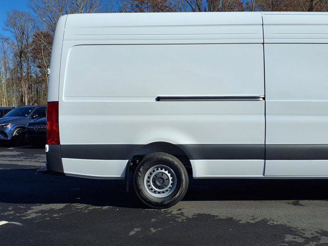 new 2025 Mercedes-Benz Sprinter 2500 car, priced at $67,618