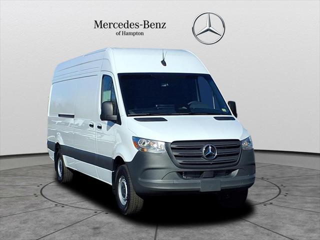 new 2025 Mercedes-Benz Sprinter 2500 car, priced at $69,618
