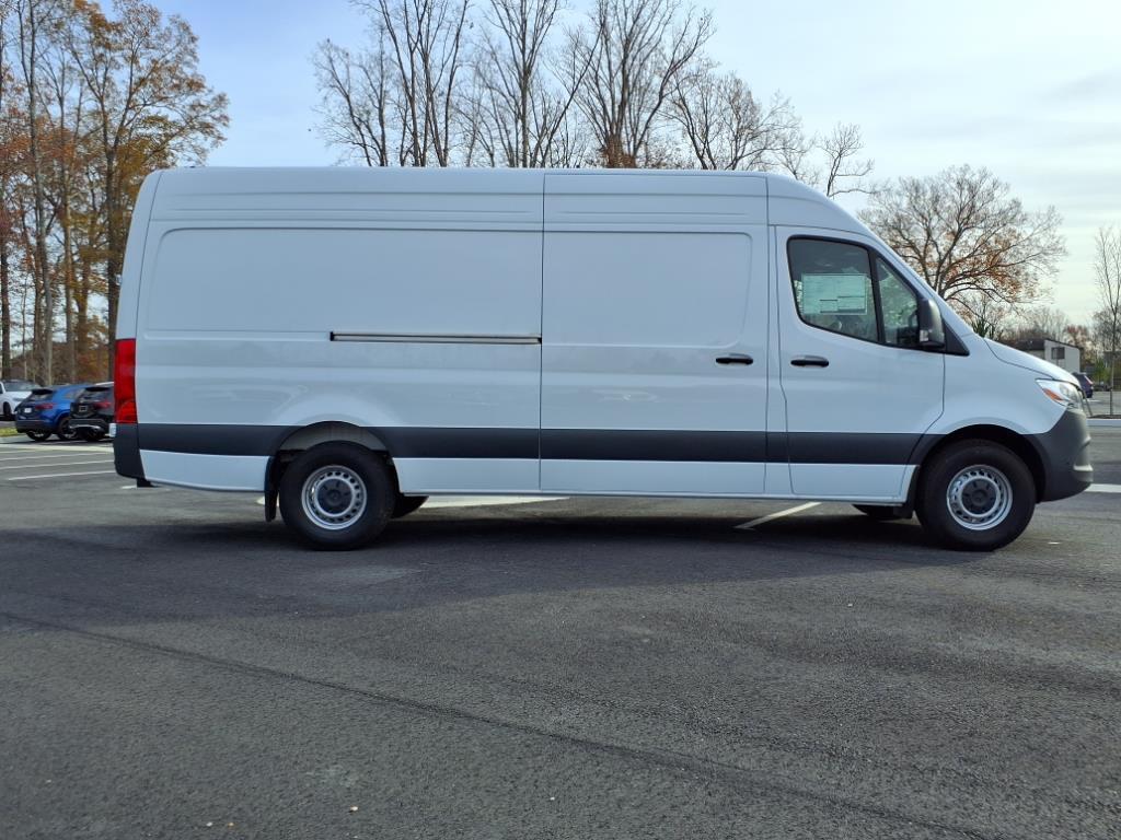 new 2024 Mercedes-Benz Sprinter 2500 car, priced at $63,142