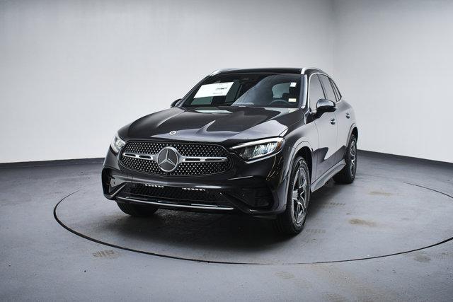 new 2025 Mercedes-Benz GLC 300 car, priced at $61,735