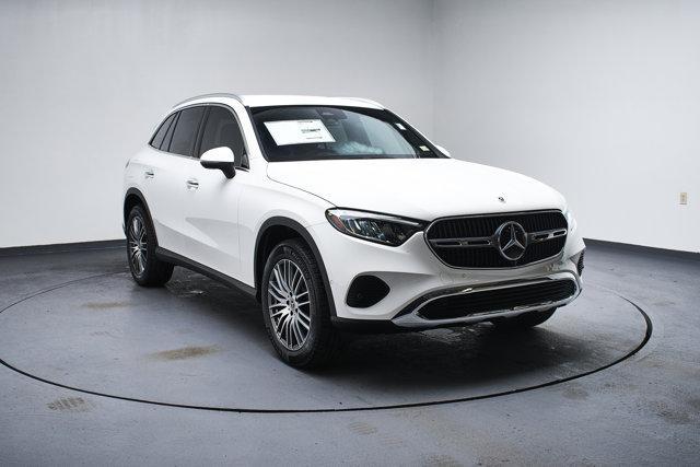 new 2024 Mercedes-Benz GLC 300 car, priced at $51,585