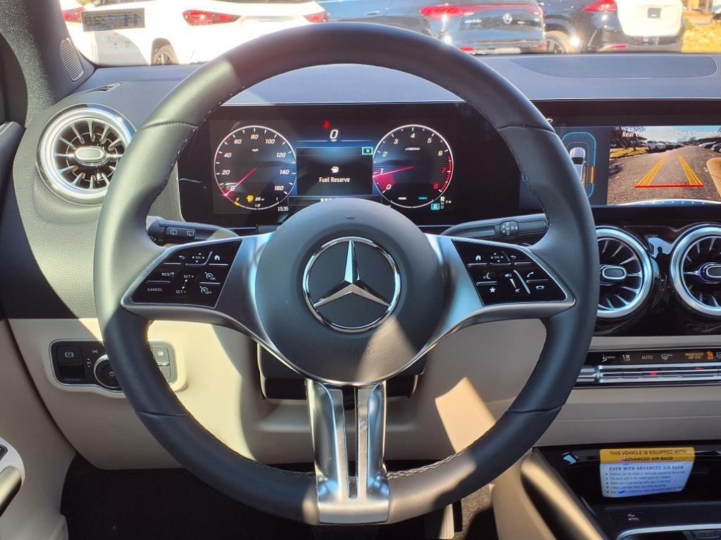 new 2025 Mercedes-Benz GLA 250 car, priced at $44,345