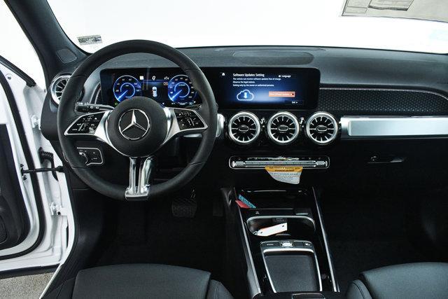 new 2024 Mercedes-Benz EQB 250 car