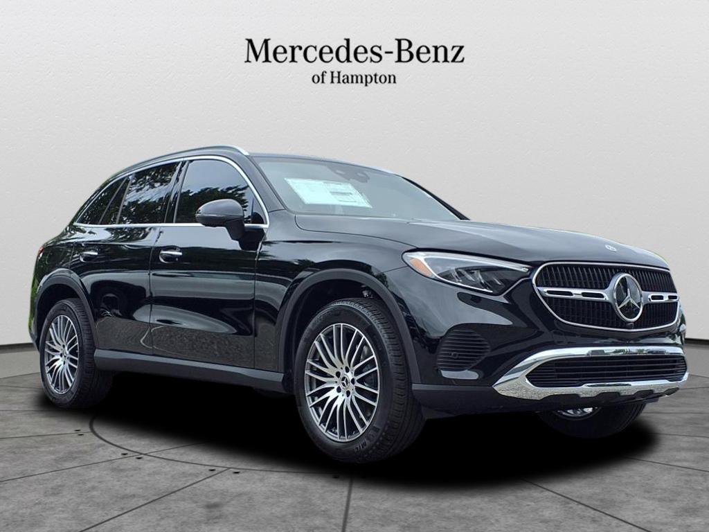 new 2025 Mercedes-Benz GLC 300 car, priced at $56,450