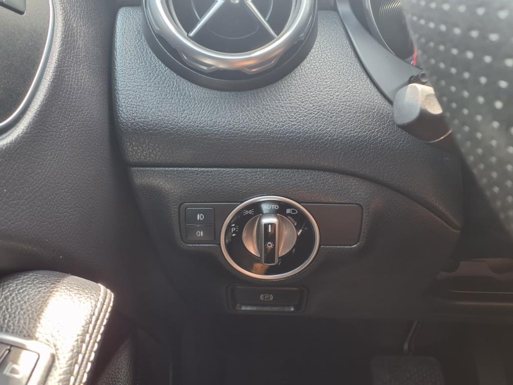 used 2019 Mercedes-Benz GLA 250 car, priced at $26,388