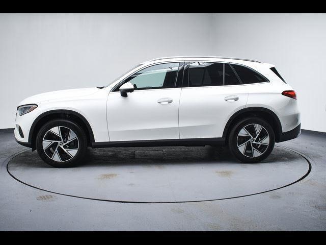 new 2024 Mercedes-Benz GLC 300 car, priced at $51,785