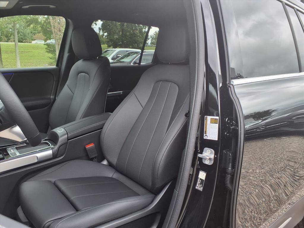 new 2026 Mercedes-Benz GLB 250 car, priced at $51,815