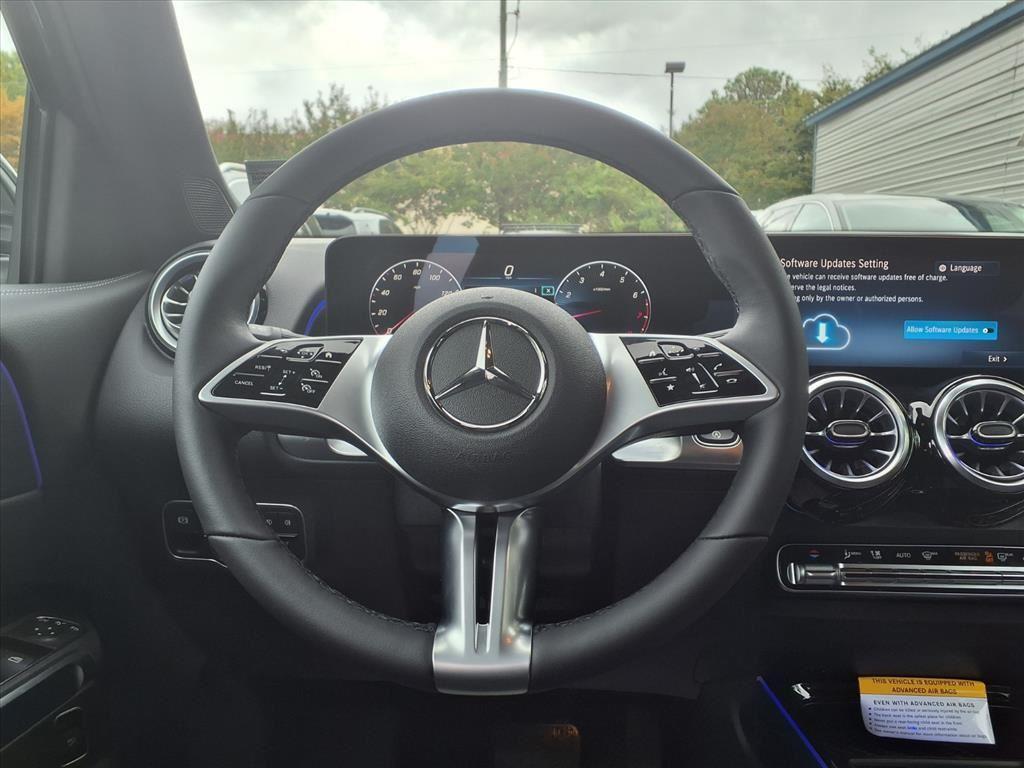 new 2026 Mercedes-Benz GLB 250 car, priced at $51,815