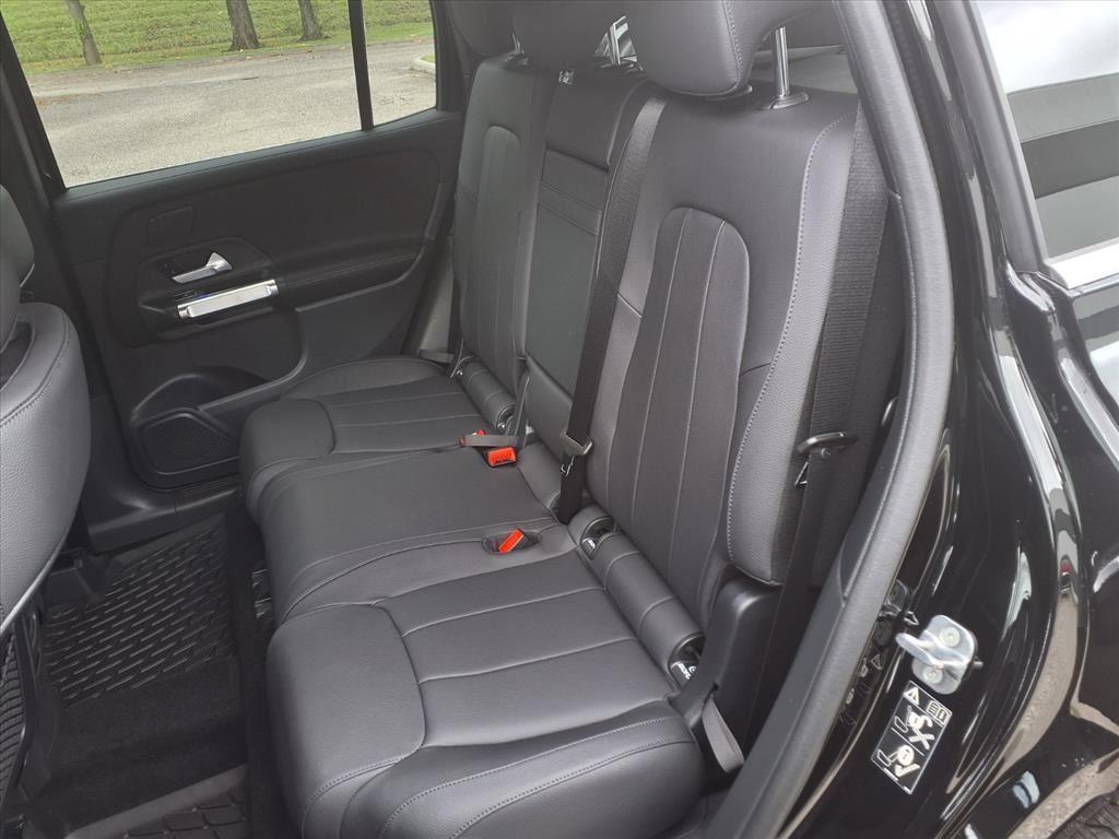 new 2026 Mercedes-Benz GLB 250 car, priced at $51,815