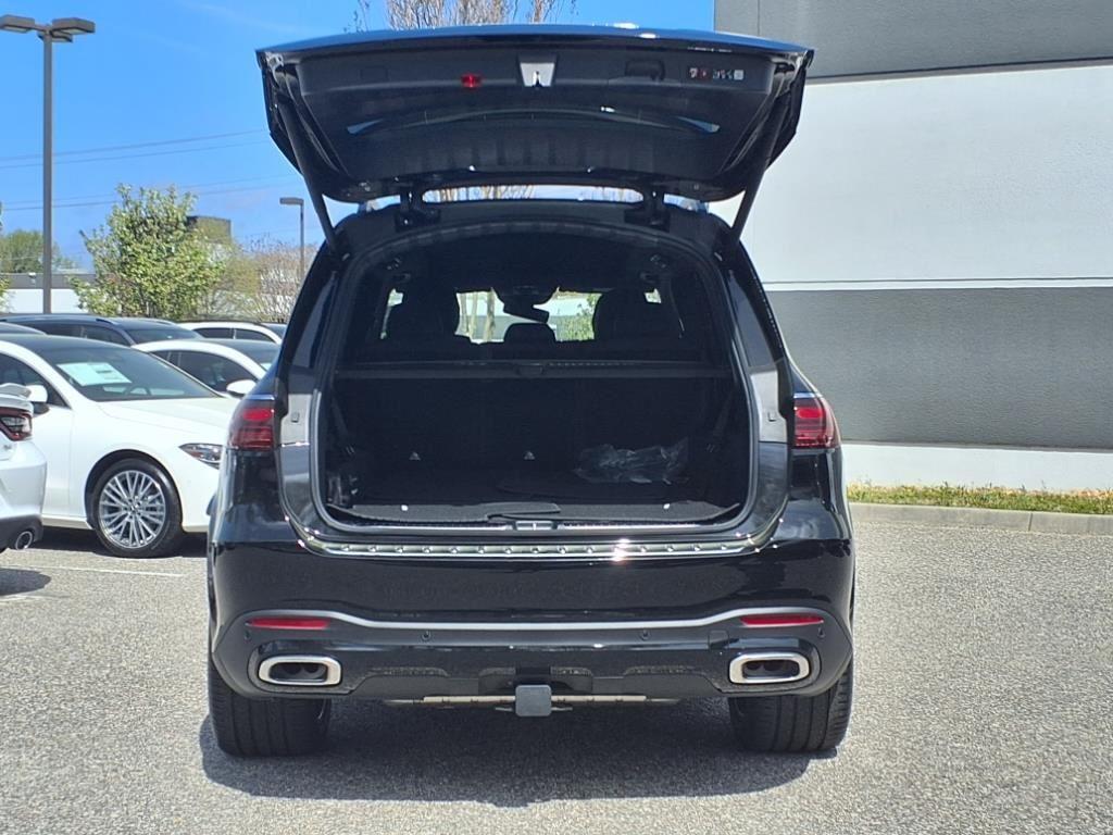 new 2025 Mercedes-Benz GLS 580 car, priced at $117,365