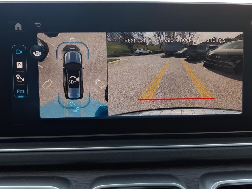 new 2025 Mercedes-Benz GLS 580 car, priced at $117,365