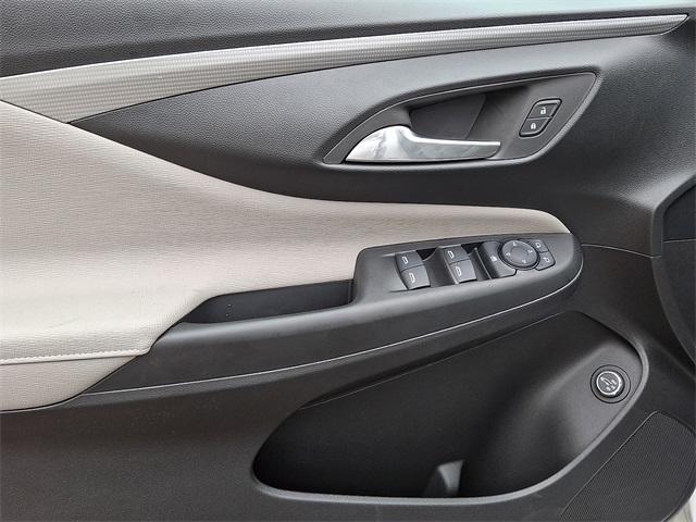 new 2025 Buick Envista car, priced at $31,151