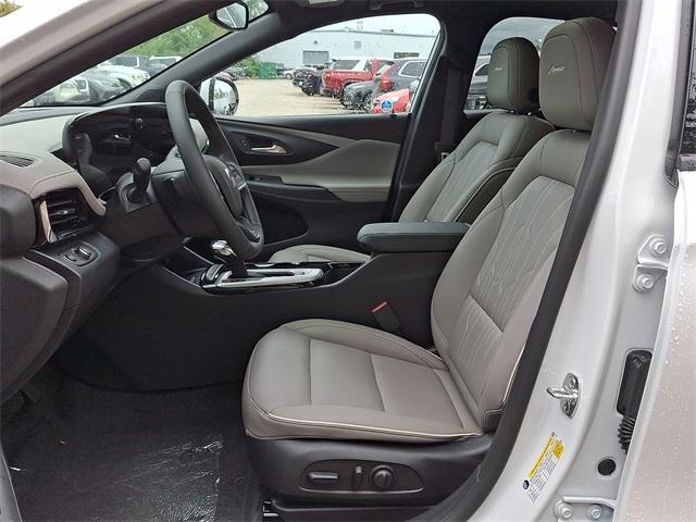 new 2025 Buick Envista car, priced at $31,151