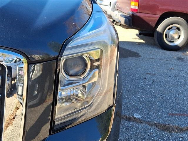 used 2020 GMC Yukon XL car, priced at $29,572