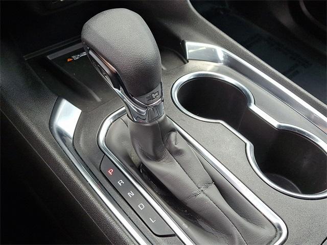 used 2022 Chevrolet Traverse car, priced at $29,729