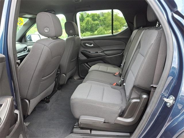 used 2022 Chevrolet Traverse car, priced at $29,729