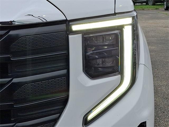 used 2023 GMC Sierra 1500 car, priced at $35,634