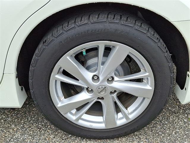 used 2015 Nissan Altima car, priced at $10,675