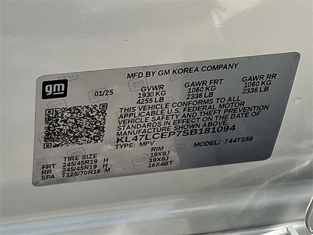new 2025 Buick Envista car, priced at $31,417