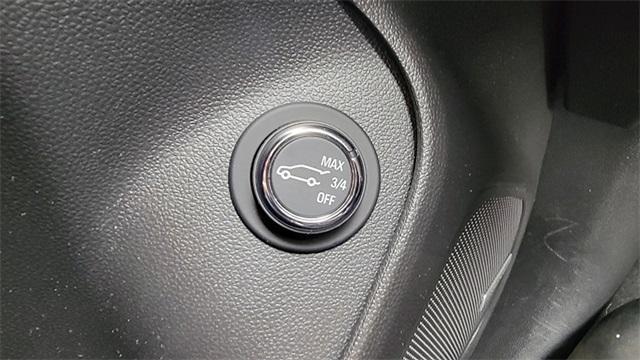 new 2025 Buick Encore GX car, priced at $34,274