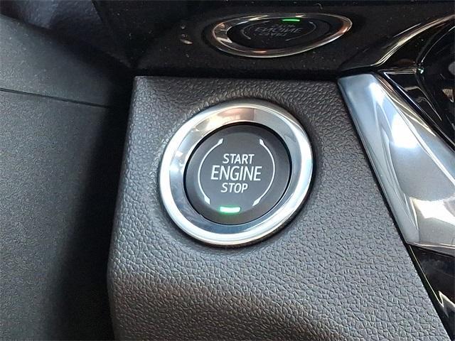 new 2025 Buick Envista car, priced at $26,206