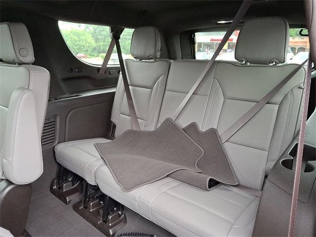 used 2024 GMC Yukon XL car, priced at $65,996