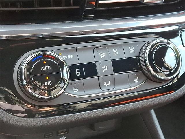 new 2025 Buick Envista car, priced at $27,865