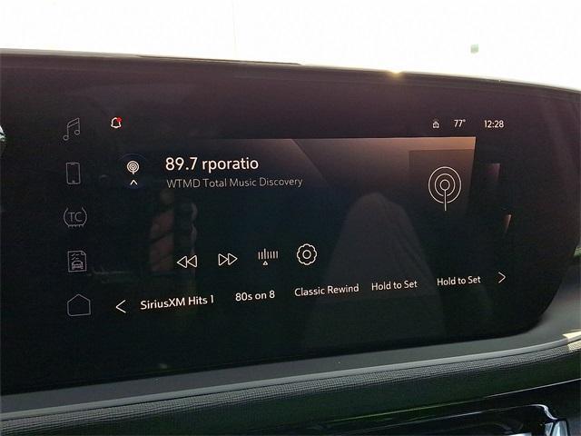 new 2025 Buick Envista car, priced at $28,877