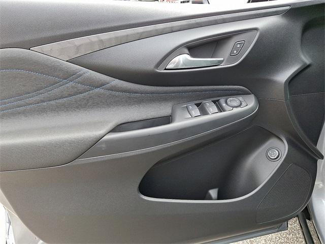 new 2025 Buick Envista car, priced at $28,877