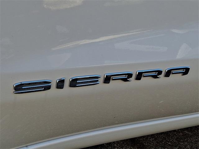 new 2025 GMC Sierra 1500 car, priced at $47,885