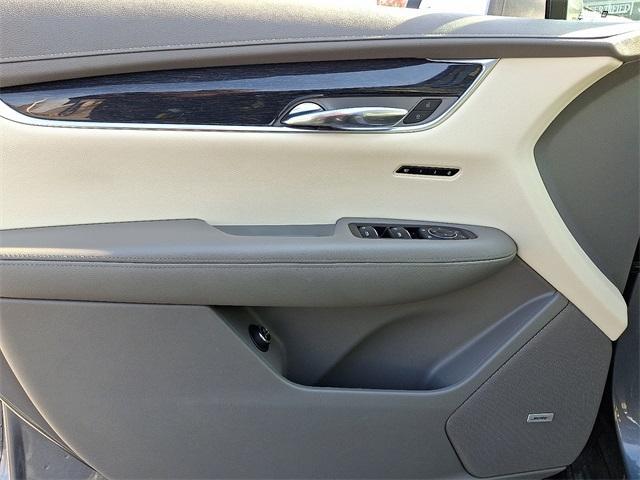 used 2020 Cadillac XT6 car, priced at $25,995