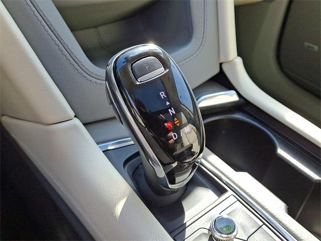 used 2020 Cadillac XT6 car, priced at $25,995