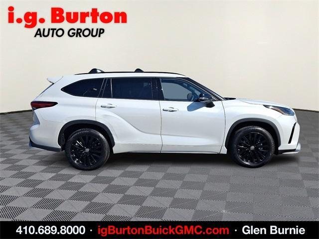used 2023 Toyota Highlander car, priced at $41,998