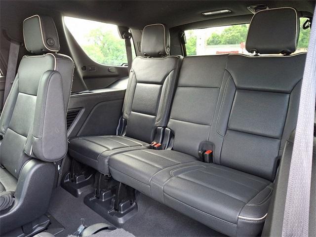 used 2023 GMC Yukon car, priced at $50,536