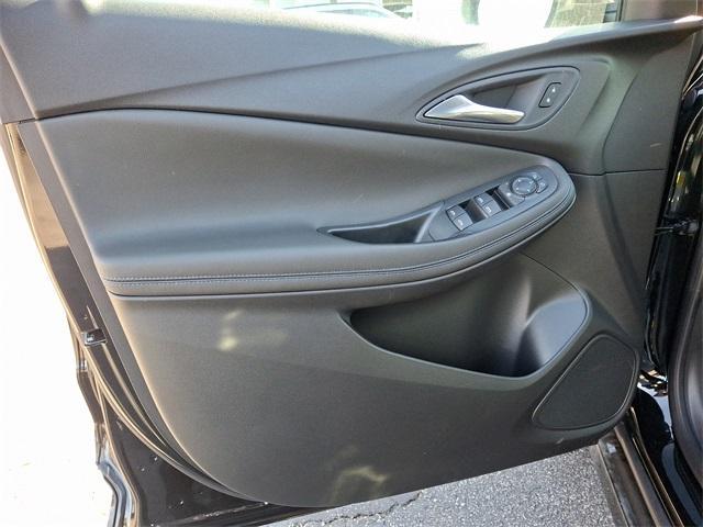 new 2025 Buick Encore GX car, priced at $30,041