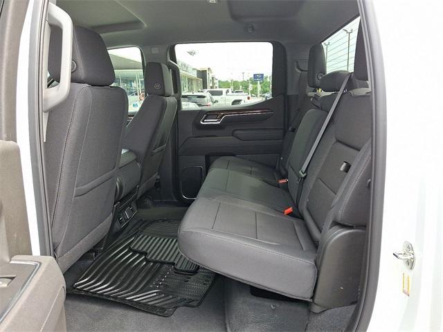 new 2025 GMC Sierra 1500 car, priced at $51,885