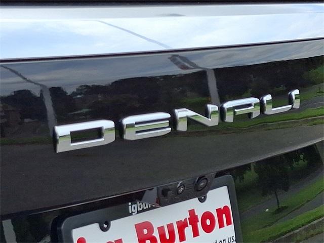new 2025 GMC Yukon XL car, priced at $98,374