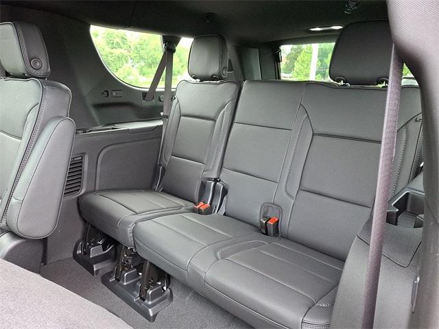new 2025 GMC Yukon XL car, priced at $98,374